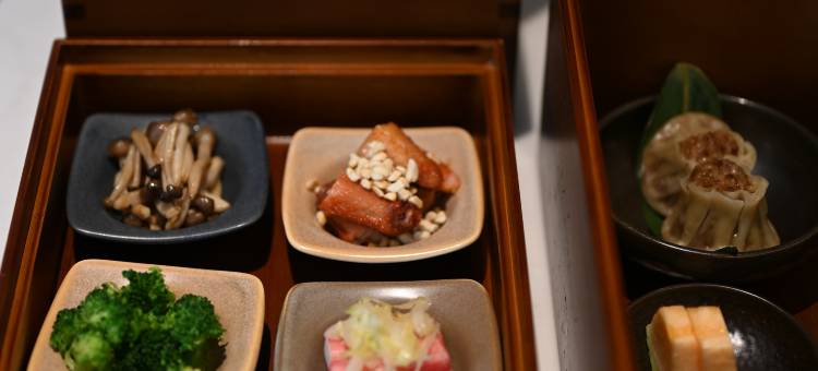THELILY莉莉酒店(重庆南滨路长嘉汇店)图片