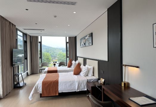 Qichun Shanshuiju Hotel Hotel Overview