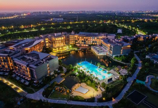 上海奉贤前昇希尔顿酒店外景图