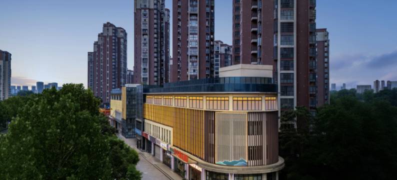 万兴精品酒店(六安银泰百货购物中心店)图片