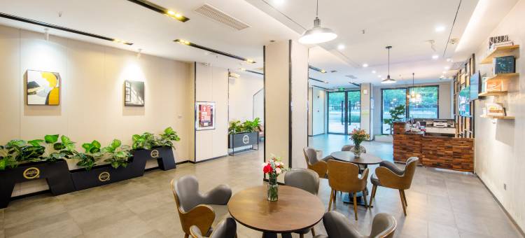 逸米酒店(深圳坪山高铁站龙东地铁站店)图片