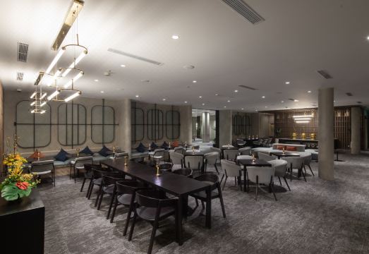 Morrissey Hotel Residences Hotel Overview