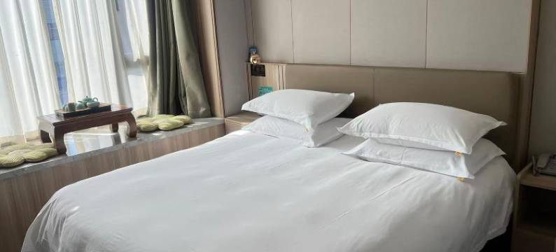 雅曼轻奢酒店(永康步阳科技园店)图片