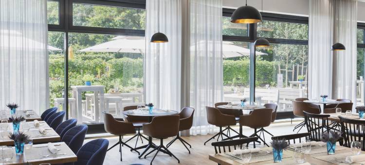 南慕尼黑奥伯法芬霍芬万怡酒店(Courtyard Oberpfaffenhofen Munich South)图片