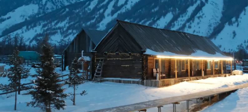 喀纳斯八十五千帕旅店图片