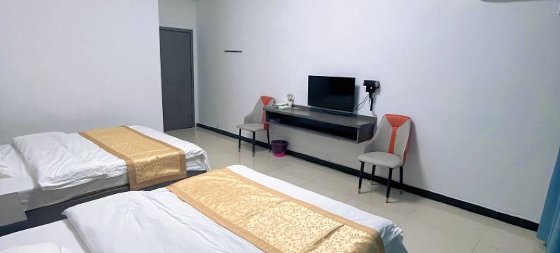 鸿运旅馆(南昌县科技学院店)图片