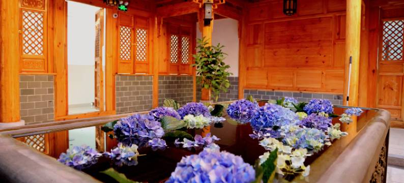 阳光民宿(杞麓湖湿地公园店)图片