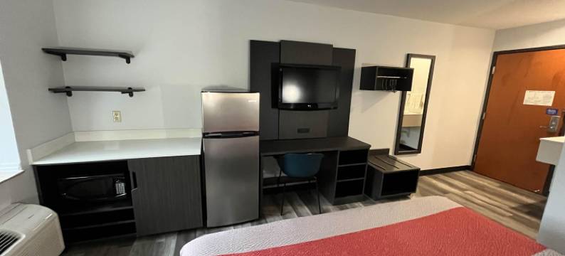 Studio 6 套房厄巴纳，伊利诺伊州(Studio 6 Suites Urbana, IL)图片