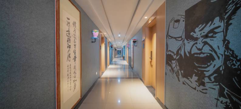 卡门影宿(站北广场店)图片