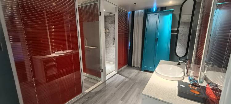 喜鹊CC酒店(焦作十二中实验小学店)图片