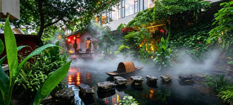 SECLUSION|雪晴集人文半山民宿(凤凰古城店)图片