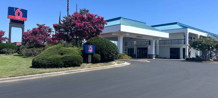 北卡杰克逊维尔6号套房酒店–勒琼营海军陆战队基地(Studio 6 Suites Jacksonville, NC – Camp LeJeune)图片