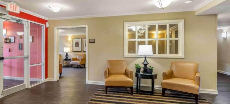 Motel 6 Suites Chicago Vernon Hills Lincolnshire IL图片