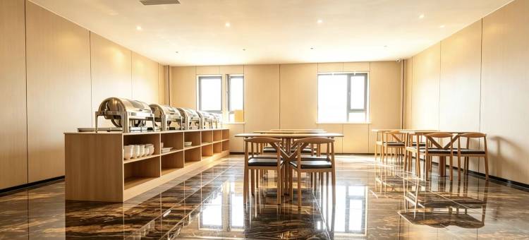 来卡臻选酒店(虚拟现实产业园科苑经七路地铁站店)图片