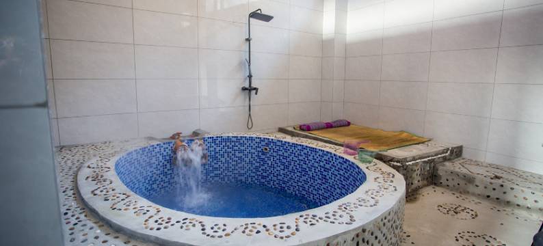 腾冲馨欣温泉主题酒店图片