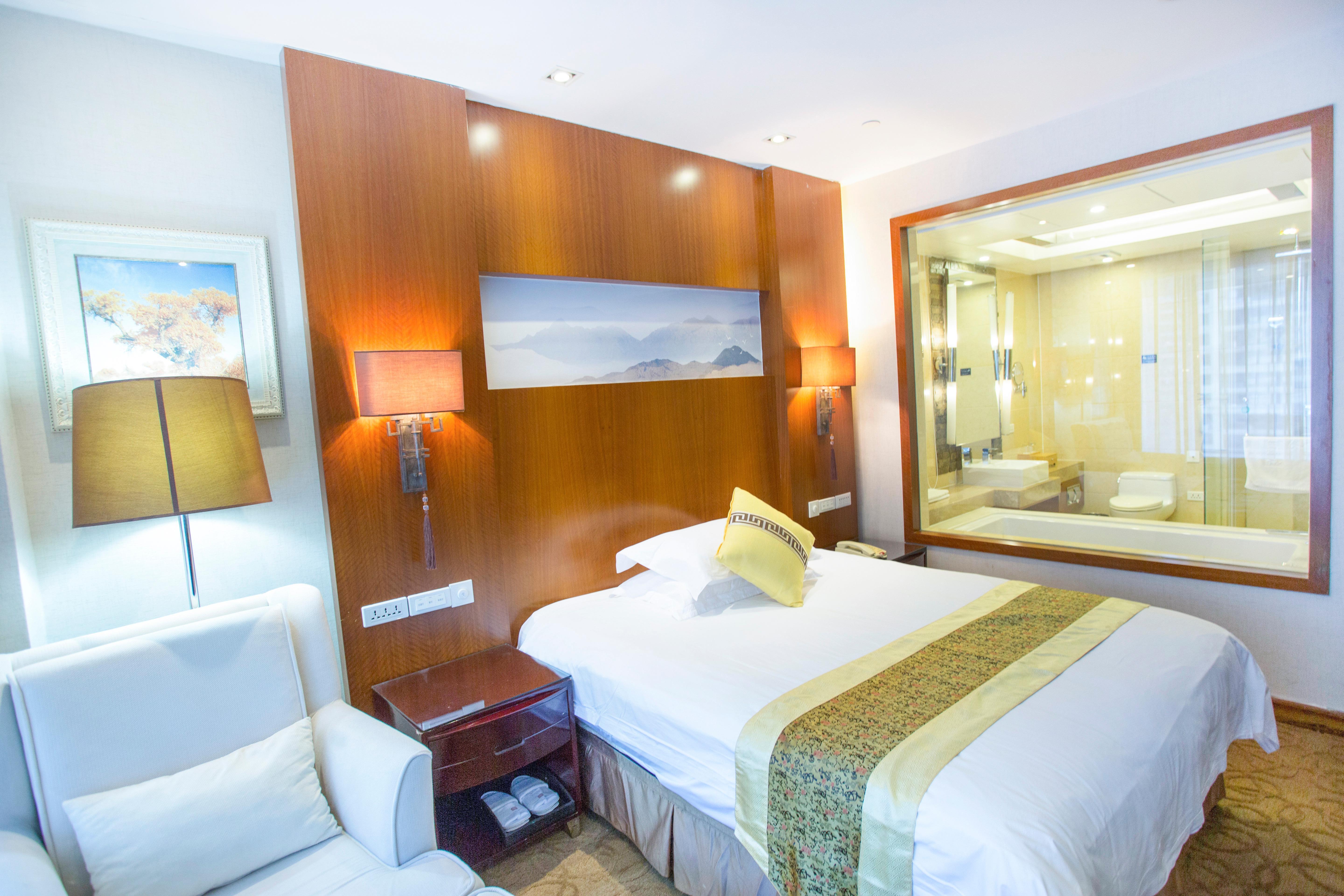 Kaixing Holiday Hotel Over view