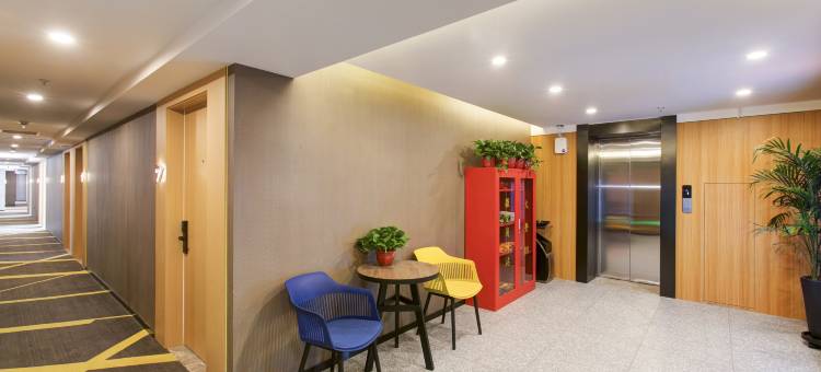 IU酒店(太原南站东广场店)图片