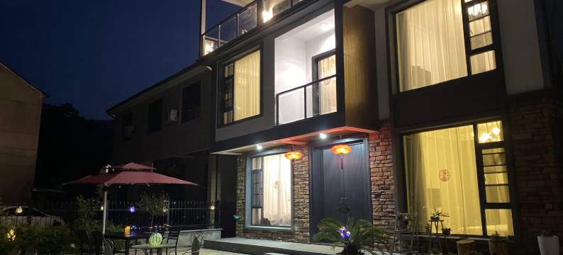 桐庐悦墅民宿(OMG心跳乐园店)图片