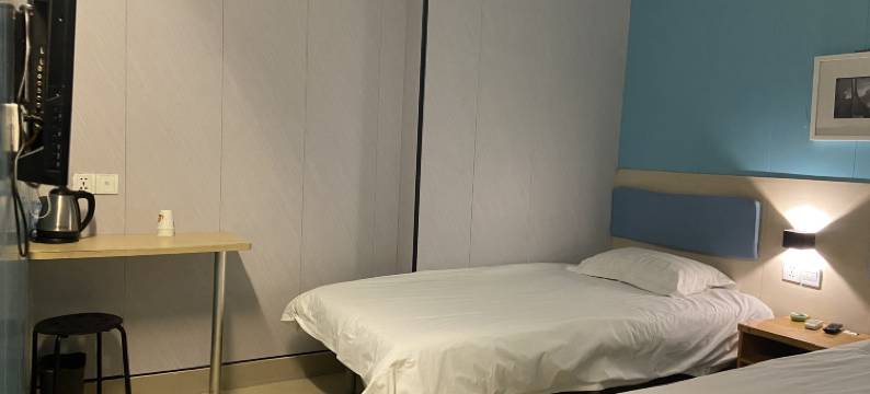 易佰连锁旅店(上海松江新城地铁站店)图片