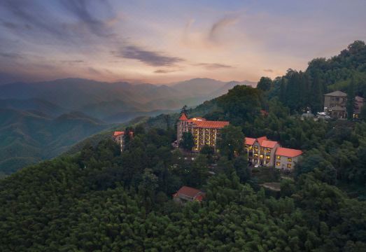 莫干山天籁之梦日出度假酒店外景图