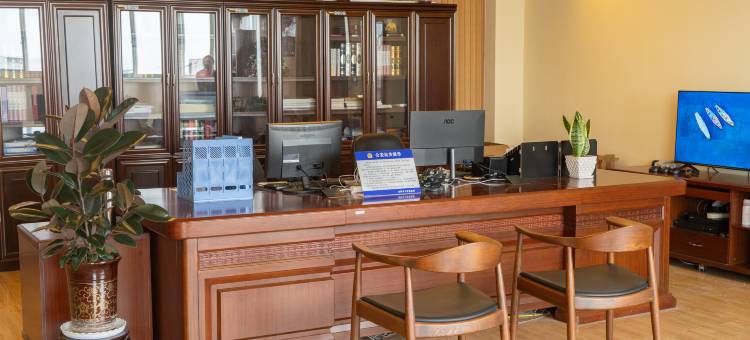 洛阳常青树酒店(北郊机场店)图片