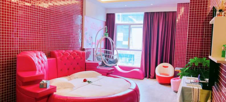 泸州千百度电影主题酒店图片