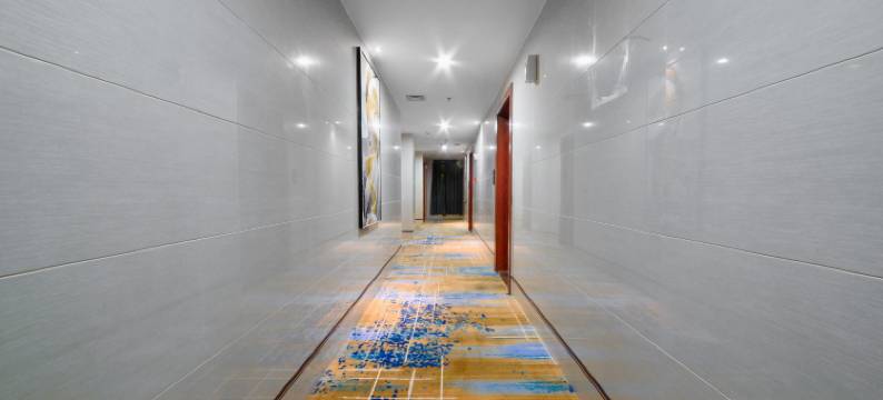 廉江中怡酒店(塘山岭风景区店)图片