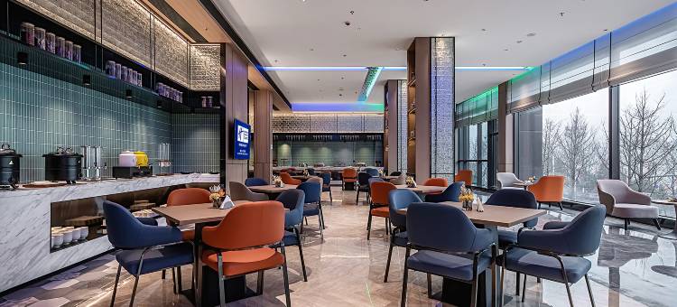 重庆南滨路智选假日酒店(长嘉汇弹子石老街店)图片