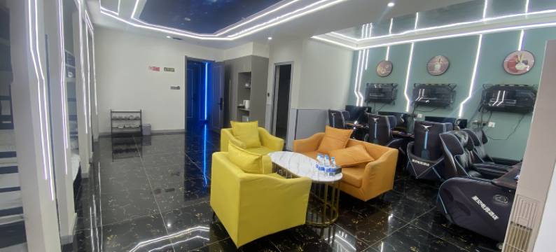 星空电竞酒店(阿克苏站店)图片