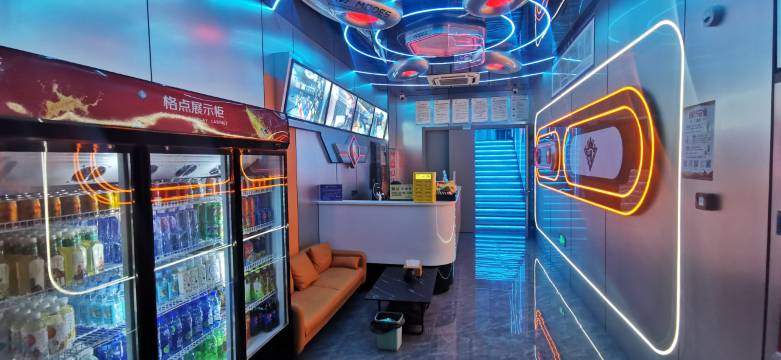 东至幻乐电竞酒店