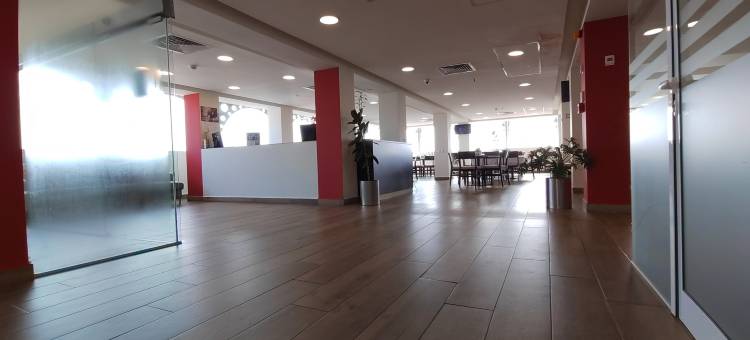 华美达坦皮科中心酒店(Ramada by Wyndham Tampico Centro)图片