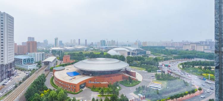 微客投影轻奢公寓(万豪世纪广场店)图片