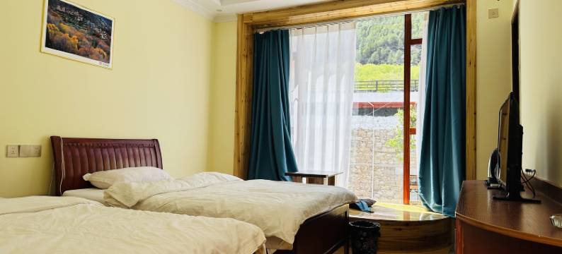 丹巴阿本藏家休闲山庄图片