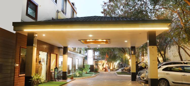 The Byke Grassfield 度假村，带户外游泳池，位于沙亚姆纳加尔(The Byke Grassfield Resort with Outdoor Pool, Shyam Nagar, Jaipur)图片