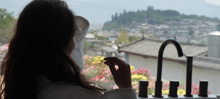 沙漏与君·Sunny·观古城全景智能美宿(丽江古城北门店)图片