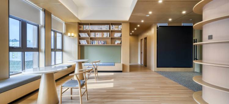 SFEEL设计师酒店(成都东站双店路地铁站店)图片