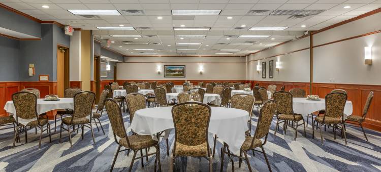瑞皮市拉什莫尔山附近舒适套房酒店(Comfort Inn & Suites Rapid City Near Mt Rushmore)图片