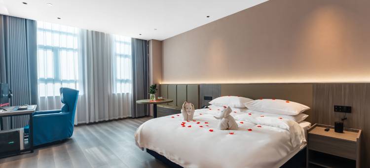 爱电竞酒店(菏泽火车站店)图片