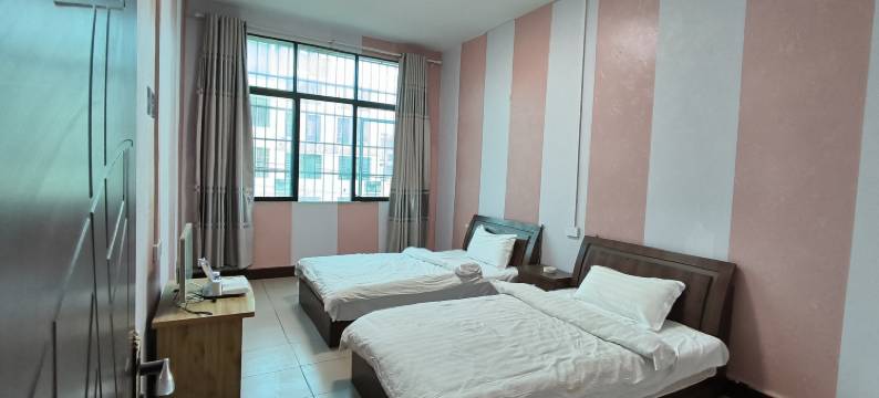 缘聚宾馆(威宁妇产医院店)图片