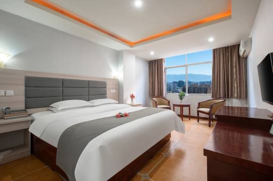 东浩酒店(西昌旅游集散中心店)