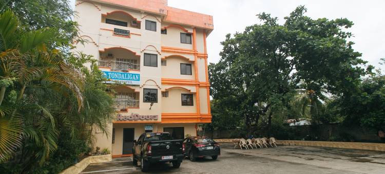 RedDoorz @ Tondaligan Beach Hotel图片