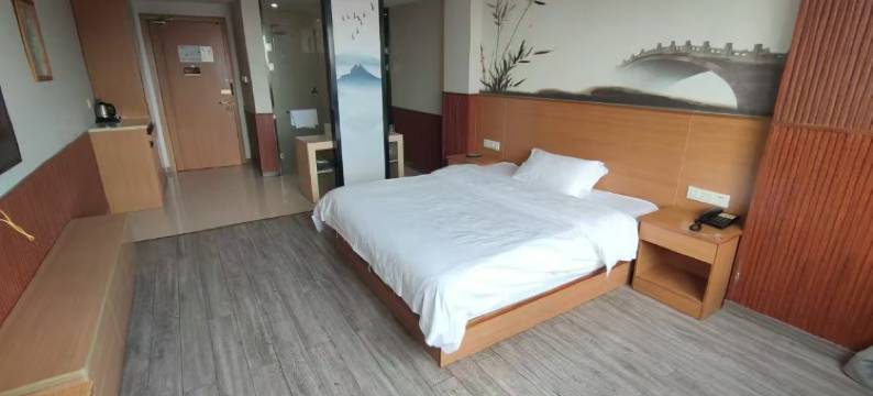 青藤艺宿酒店(慈溪龙山甬隆广场店)图片