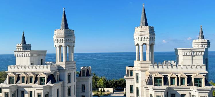 烟台养马岛观海城堡民宿(环岛路店)图片