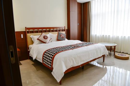 轻松遇见民宿(松潘高铁站店)