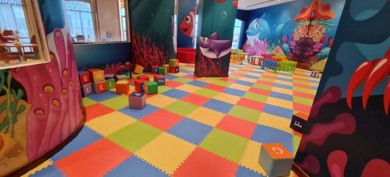 郁金香马詹酒店及套房塞拉莱(Tulip Inn Majan Hotel)图片