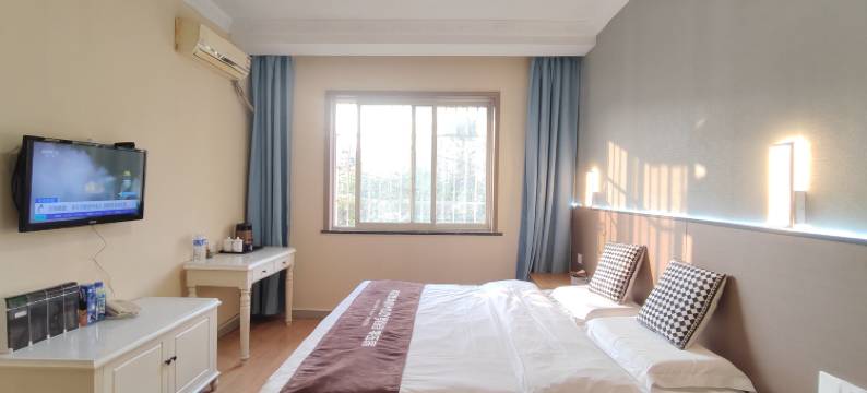 柏舟电竞酒店(彭州高铁站天府中路店)图片