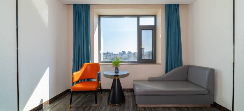 万盈酒店(四会天光墟玉器城店)图片