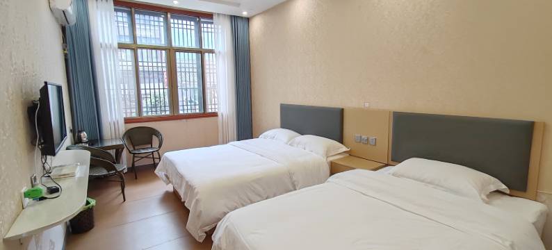 青木川青城酒店图片