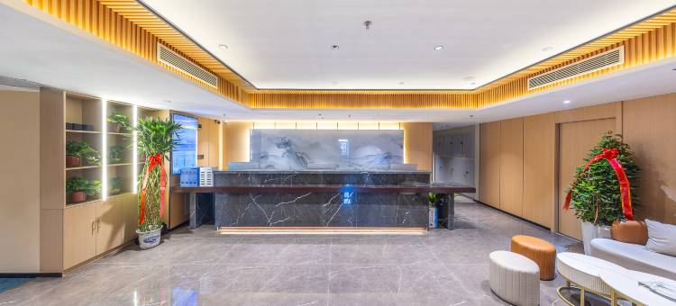 艺龙瑞云酒店(兰州高铁西站店)图片