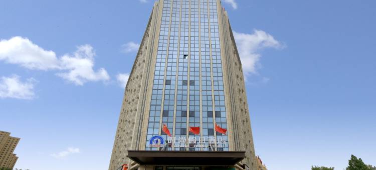 时尚假日酒店(白银靖远高铁站店)图片
